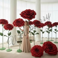 Ростовой цветок из бумаги "Роза красная"